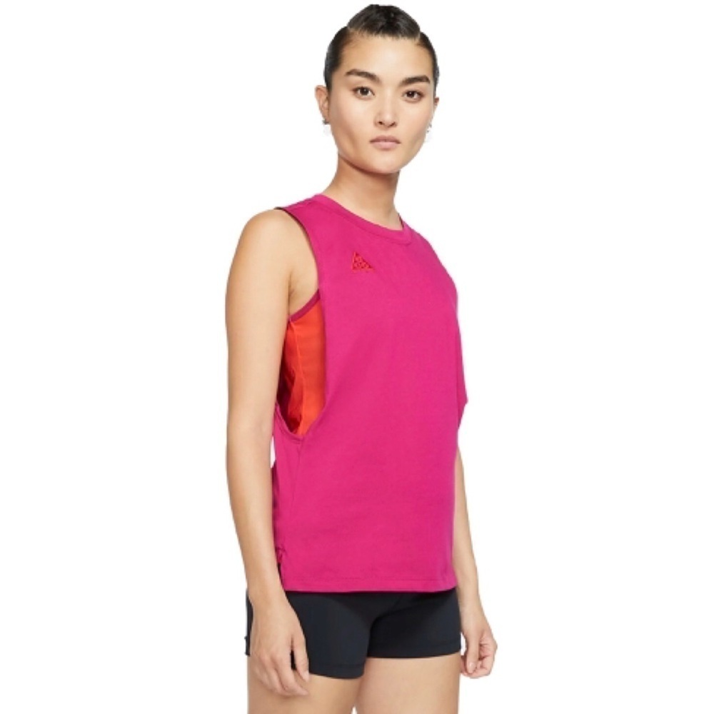 Nike ACG Fuchsia Double Sleeveless Workout Tank